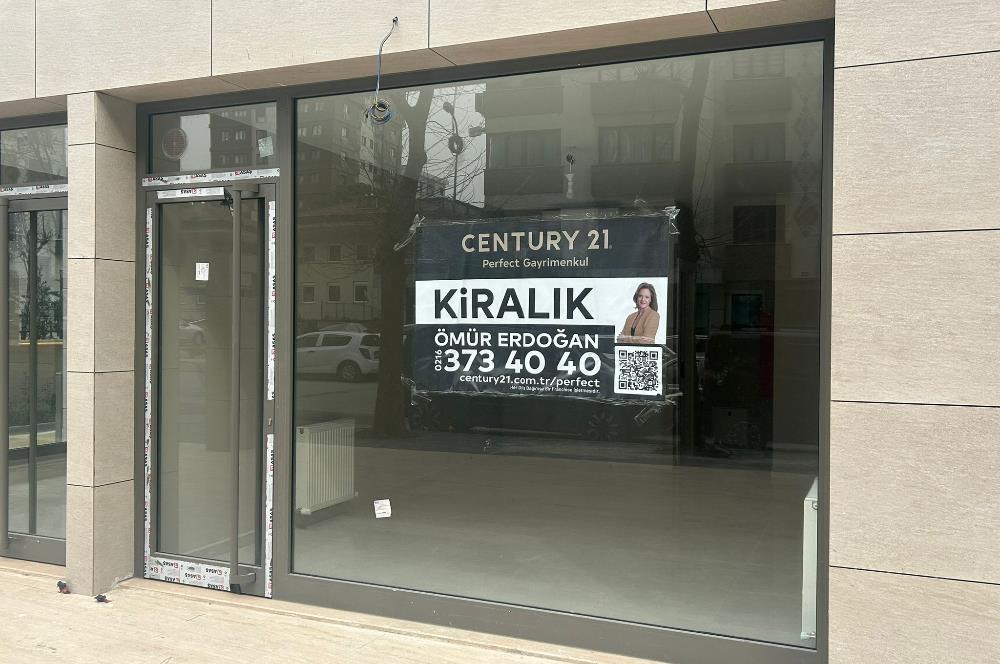 Kozyatağı Kadıpaşa Sokakta yeni 30 m2 SATILIK Dükkan