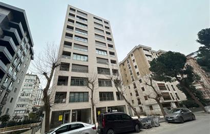 Kozyatağı Kadıpaşa Sokakta yeni 30 m2 SATILIK Dükkan