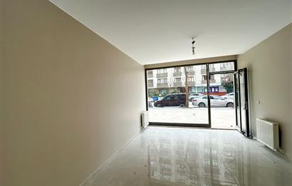 Kozyatağı Kadıpaşa Sokakta yeni 30 m2 SATILIK Dükkan
