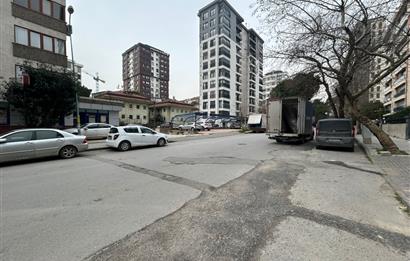 Kozyatağı Kadıpaşa Sokakta yeni 30 m2 SATILIK Dükkan