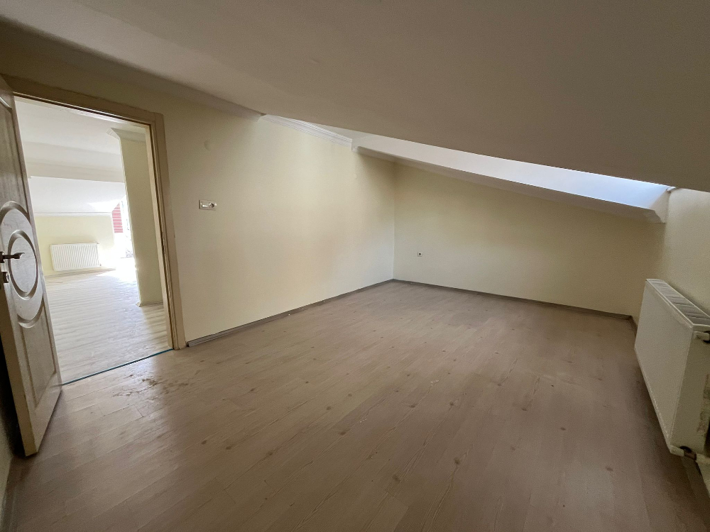 Sultangazi Zübeyde Hanım Mah. İçi Yenilenmiş 1+1 Kiralık Daire