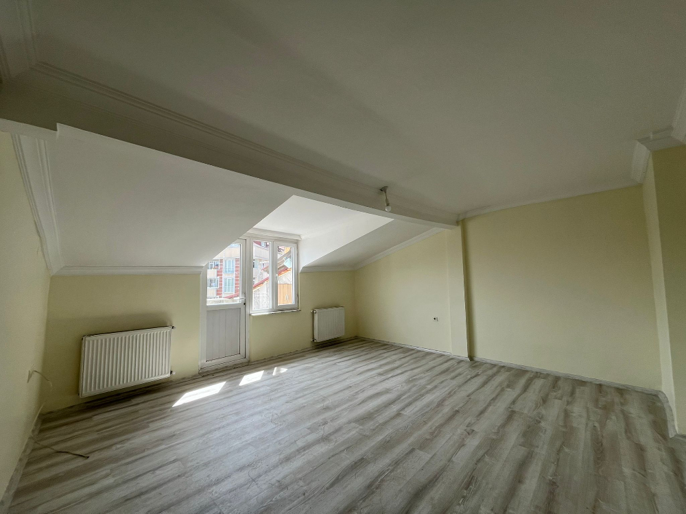 Sultangazi Zübeyde Hanım Mah. İçi Yenilenmiş 1+1 Kiralık Daire