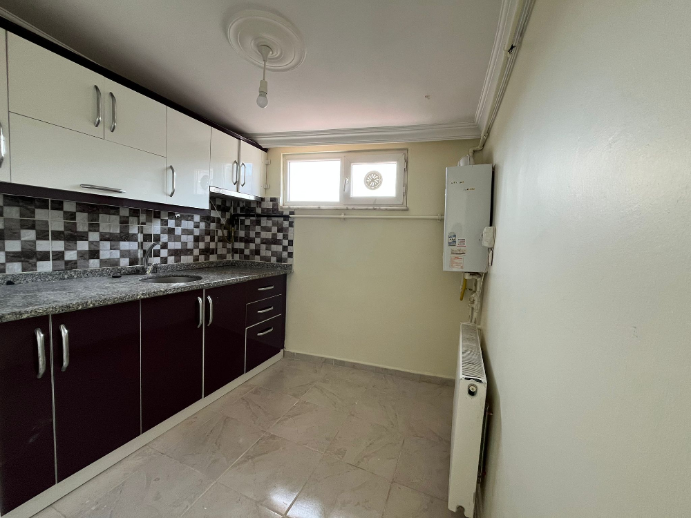 Sultangazi Zübeyde Hanım Mah. İçi Yenilenmiş 1+1 Kiralık Daire