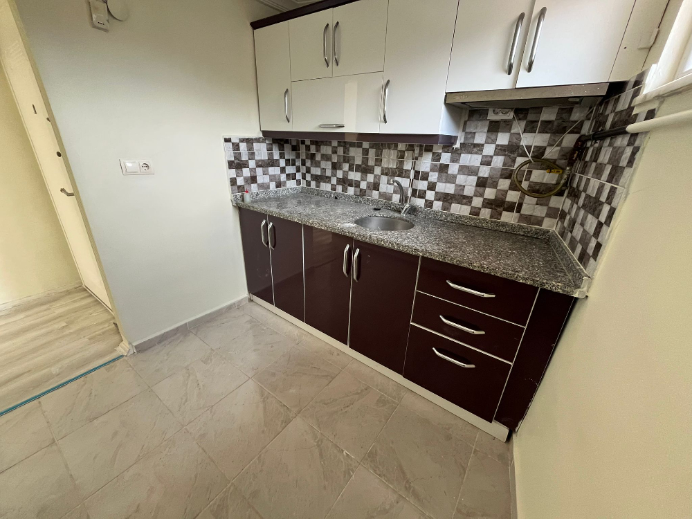 Sultangazi Zübeyde Hanım Mah. İçi Yenilenmiş 1+1 Kiralık Daire