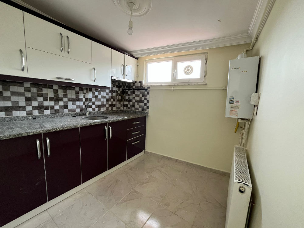 Sultangazi Zübeyde Hanım Mah. İçi Yenilenmiş 1+1 Kiralık Daire