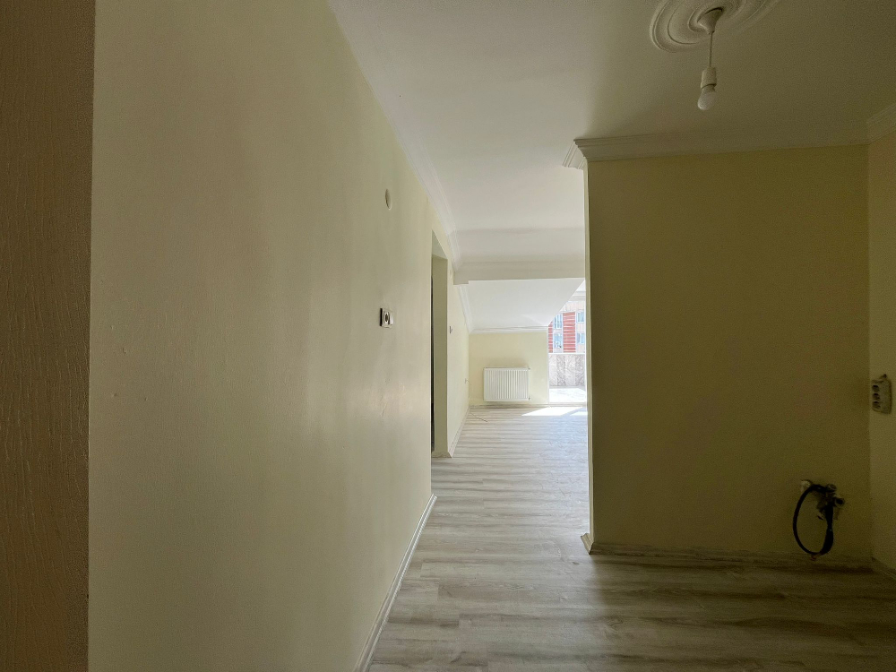 Sultangazi Zübeyde Hanım Mah. İçi Yenilenmiş 1+1 Kiralık Daire