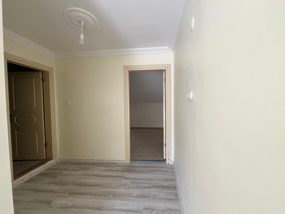 Sultangazi Zübeyde Hanım Mah. İçi Yenilenmiş 1+1 Kiralık Daire