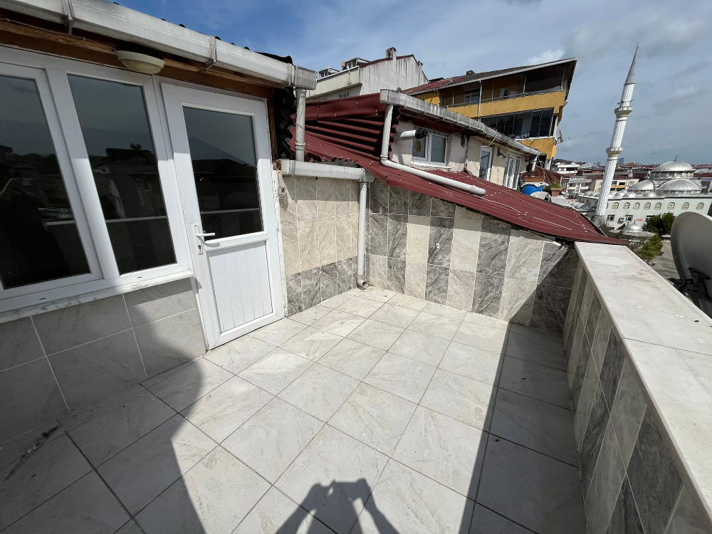 Sultangazi Zübeyde Hanım Mah. İçi Yenilenmiş 1+1 Kiralık Daire