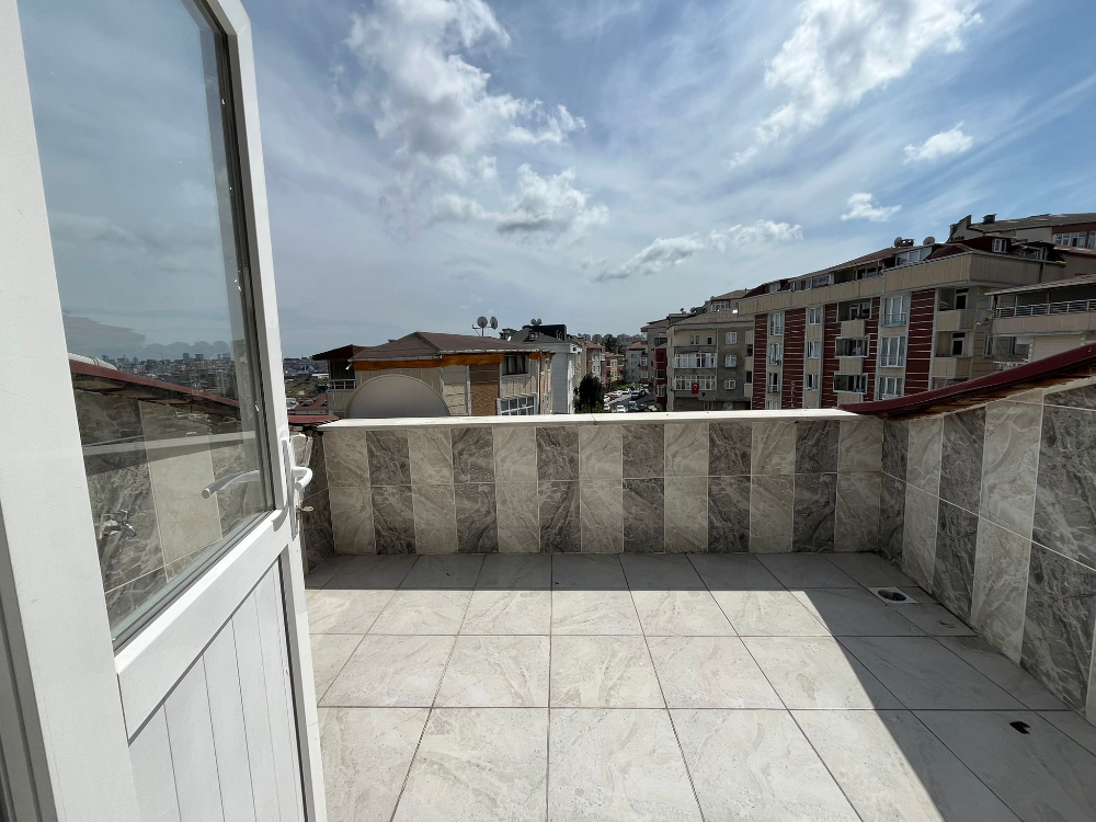 Sultangazi Zübeyde Hanım Mah. İçi Yenilenmiş 1+1 Kiralık Daire
