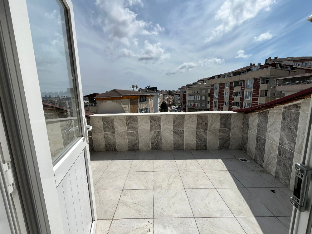 Sultangazi Zübeyde Hanım Mah. İçi Yenilenmiş 1+1 Kiralık Daire