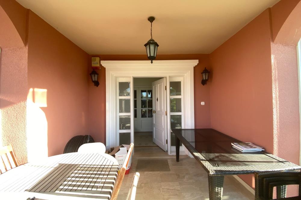 ENKA COUNTRY SİTESİNDE SATILIK LÜKS 5+1 VİLLA