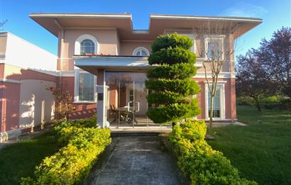 ENKA COUNTRY SİTESİNDE SATILIK LÜKS 5+1 VİLLA