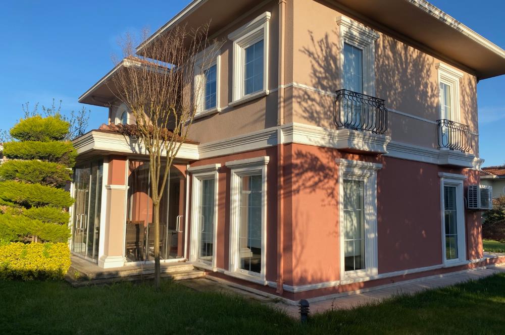 ENKA COUNTRY SİTESİNDE SATILIK LÜKS 5+1 VİLLA