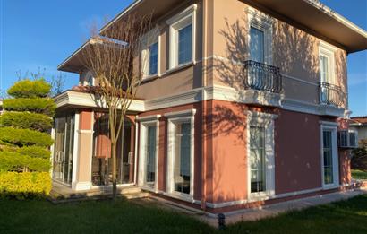 ENKA COUNTRY SİTESİNDE SATILIK LÜKS 5+1 VİLLA