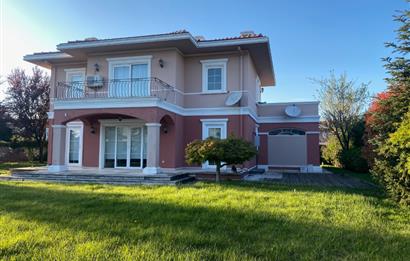 ENKA COUNTRY SİTESİNDE SATILIK LÜKS 5+1 VİLLA