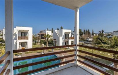 Türkbükü'nde Havuzlu Site İçinde Eşyalı Bahçe Dubleksi