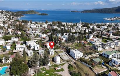 Türkbükü'nde Havuzlu Site İçinde Eşyalı Bahçe Dubleksi