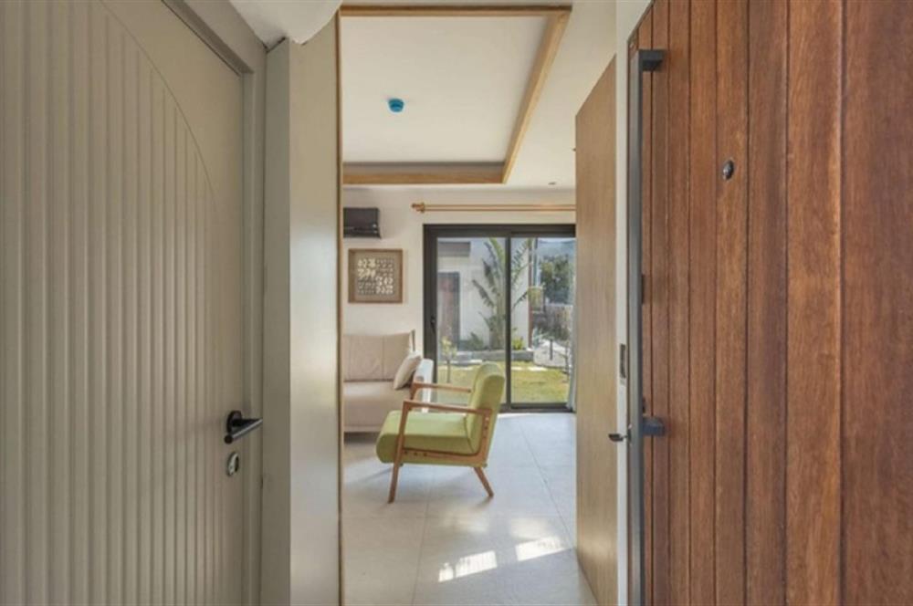 Türkbükü'nde Havuzlu Site İçinde Eşyalı Bahçe Dubleksi