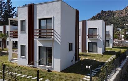 Türkbükü'nde Havuzlu Site İçinde Eşyalı Bahçe Dubleksi