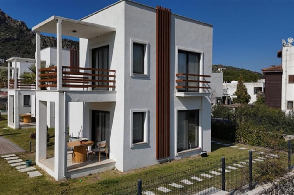 Türkbükü'nde Havuzlu Site İçinde Eşyalı Bahçe Dubleksi