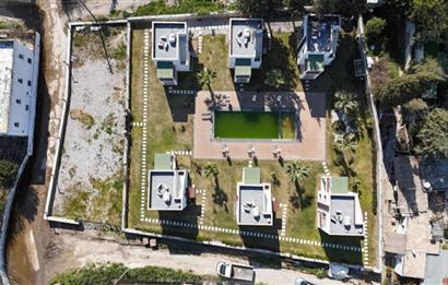 Türkbükü'nde Havuzlu Site İçinde Eşyalı Bahçe Dubleksi