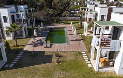 Türkbükü'nde Havuzlu Site İçinde Eşyalı Bahçe Dubleksi