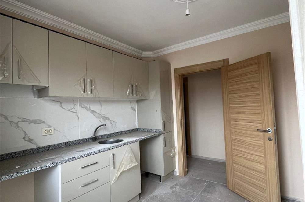 PENDİK ESENLER’DE SİTE İÇİNDE SATILIK SIFIR 2+1