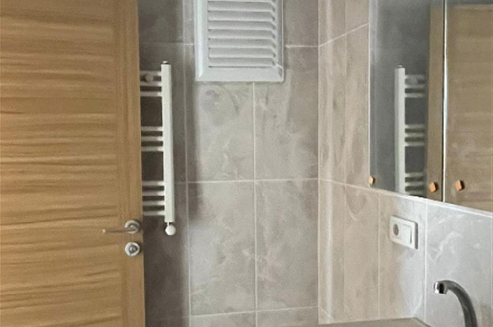 PENDİK ESENLER’DE SİTE İÇİNDE SATILIK SIFIR 2+1