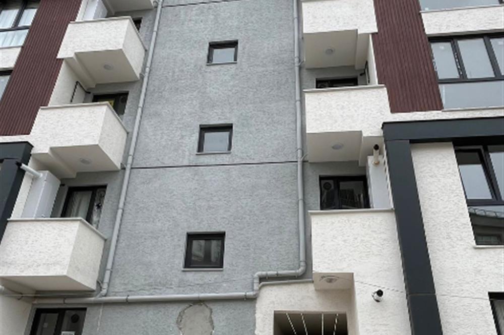 PENDİK ESENLER’DE SİTE İÇİNDE SATILIK SIFIR 2+1