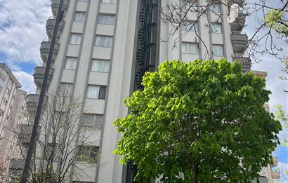 BOSTANCI MERKEZDE MÜKEMMEL KONUMDA SİTE İÇİNDE SATILIK 3+1