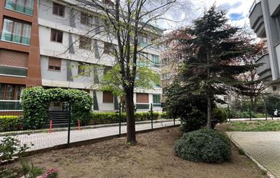 BOSTANCI MERKEZDE MÜKEMMEL KONUMDA SİTE İÇİNDE SATILIK 3+1