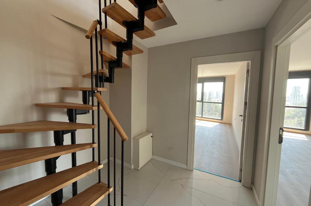 KORU PARKINDA PANORAMİK DENİZ MANZARALI ÖZEL 3+2 DUBLEKS