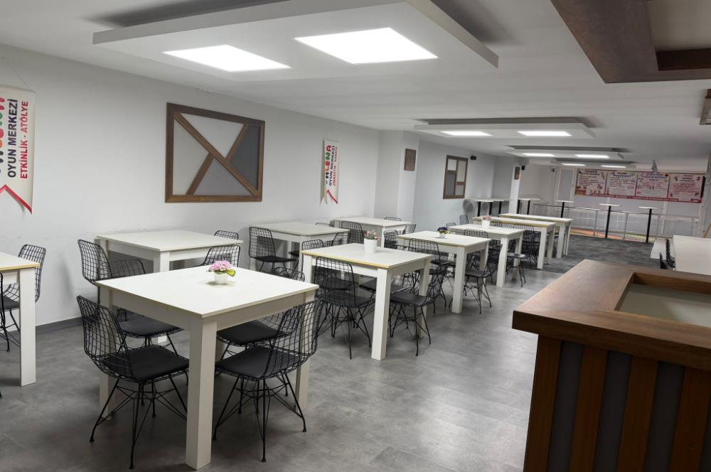 ÇAYIROVA'DA KÜLTÜR MERKEZİ KARŞISI 3 KATLI FIRSAT SATILIK DÜKKAN