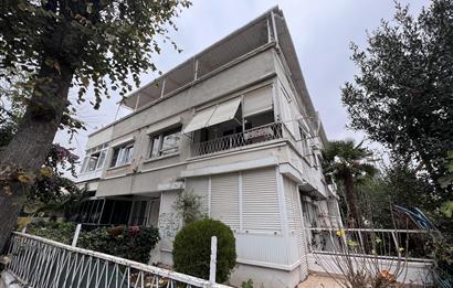 BÜYÜKADA'da YAZ DÖNEMİ AYLIK 2+1 98 M2 BAHÇE KATI KİRALIK DAİRE
