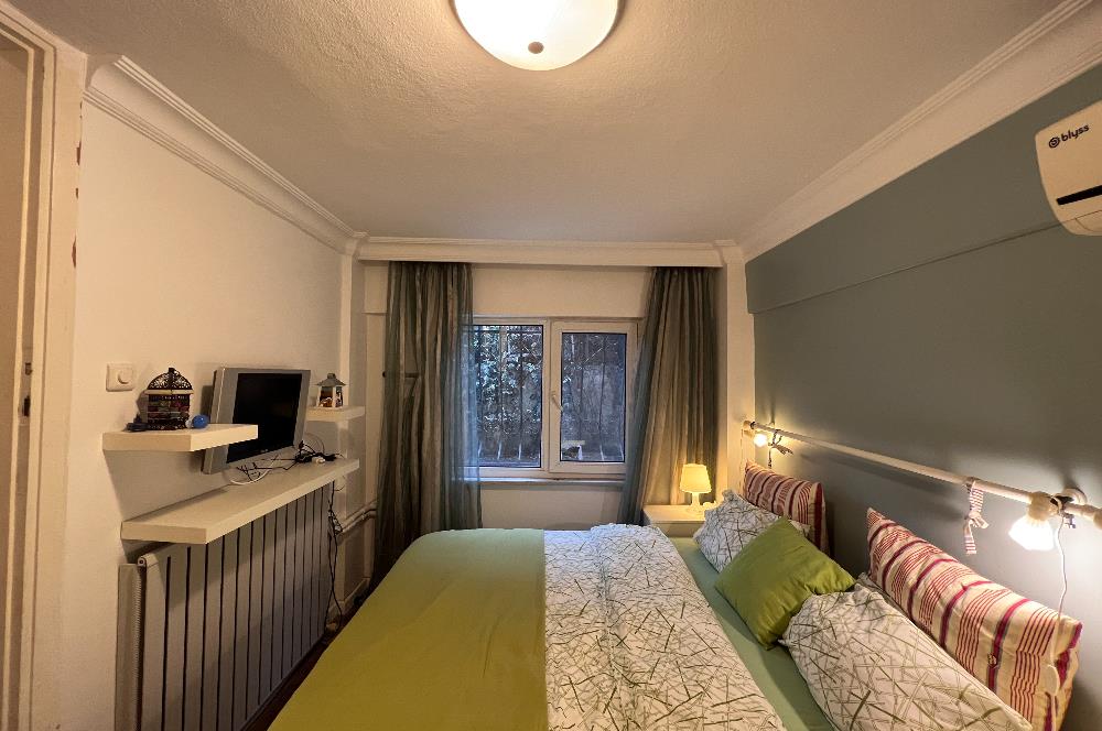 BÜYÜKADA'da YAZ DÖNEMİ AYLIK 2+1 98 M2 BAHÇE KATI KİRALIK DAİRE