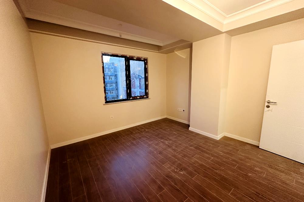 BAKIRKÖY MERKEZDE KAPALI OTOPARKLI SIFIR BİNADA SATILIK 3+1