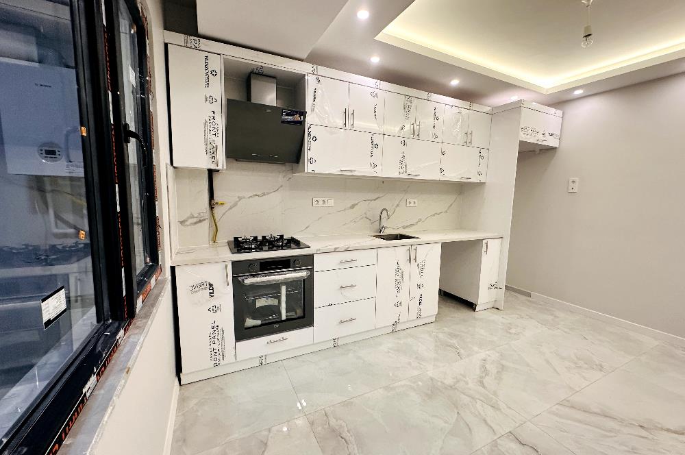 BAKIRKÖY MERKEZDE KAPALI OTOPARKLI SIFIR BİNADA SATILIK 3+1