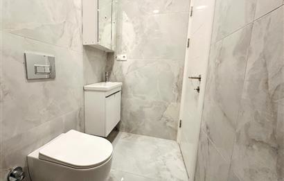 BAKIRKÖY MERKEZDE KAPALI OTOPARKLI SIFIR BİNADA SATILIK 3+1