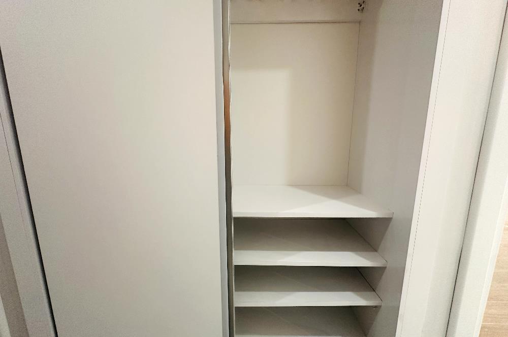 BAKIRKÖY MERKEZDE KAPALI OTOPARKLI SIFIR BİNADA SATILIK 3+1