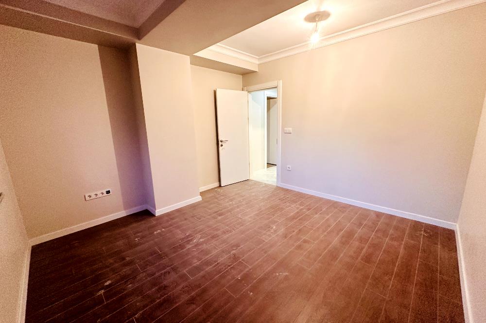 BAKIRKÖY MERKEZDE KAPALI OTOPARKLI SIFIR BİNADA SATILIK 3+1