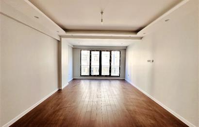 BAKIRKÖY MERKEZDE KAPALI OTOPARKLI SIFIR BİNADA SATILIK 3+1