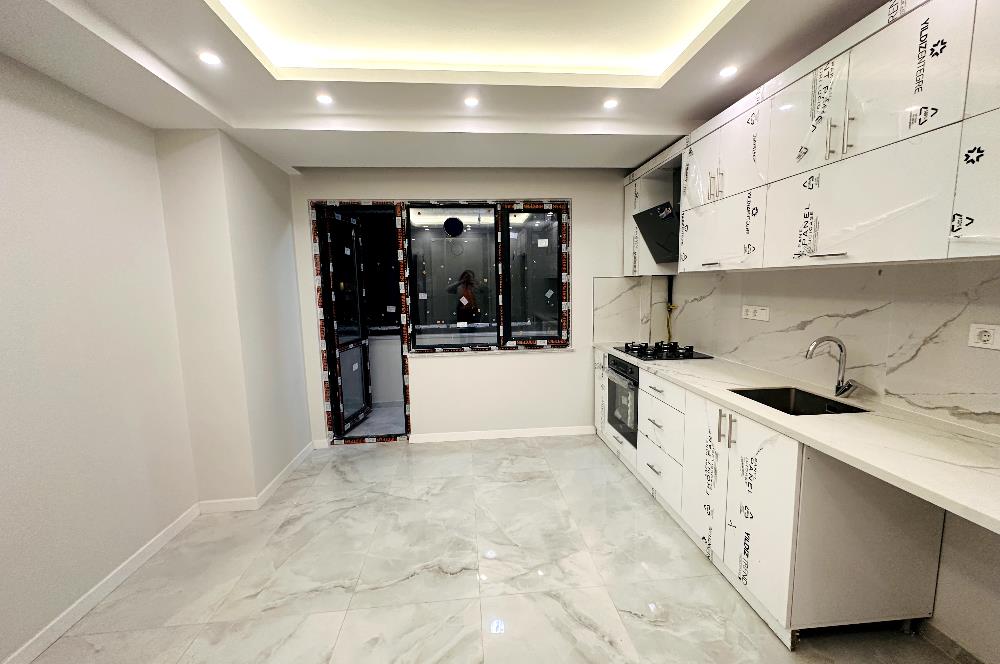 BAKIRKÖY MERKEZDE KAPALI OTOPARKLI SIFIR BİNADA SATILIK 3+1