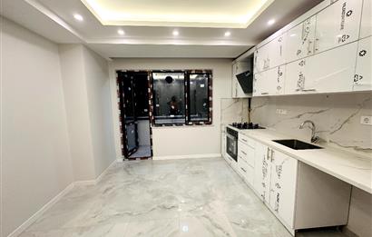 BAKIRKÖY MERKEZDE KAPALI OTOPARKLI SIFIR BİNADA SATILIK 3+1