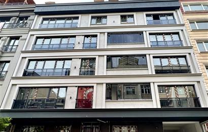 BAKIRKÖY MERKEZDE KAPALI OTOPARKLI SIFIR BİNADA SATILIK 3+1