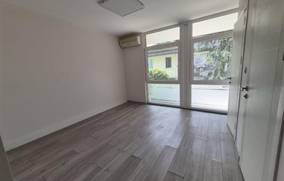 KOŞUYOLU CADDE ÜZERİ, BOŞ, NET 400 M2 KOMPLE BİNA OTOPARKLI