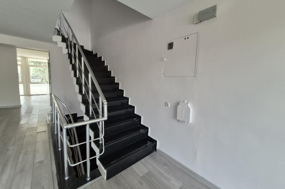 KOŞUYOLU CADDE ÜZERİ, BOŞ, NET 400 M2 KOMPLE BİNA OTOPARKLI