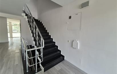 KOŞUYOLU CADDE ÜZERİ, BOŞ, NET 400 M2 KOMPLE BİNA OTOPARKLI