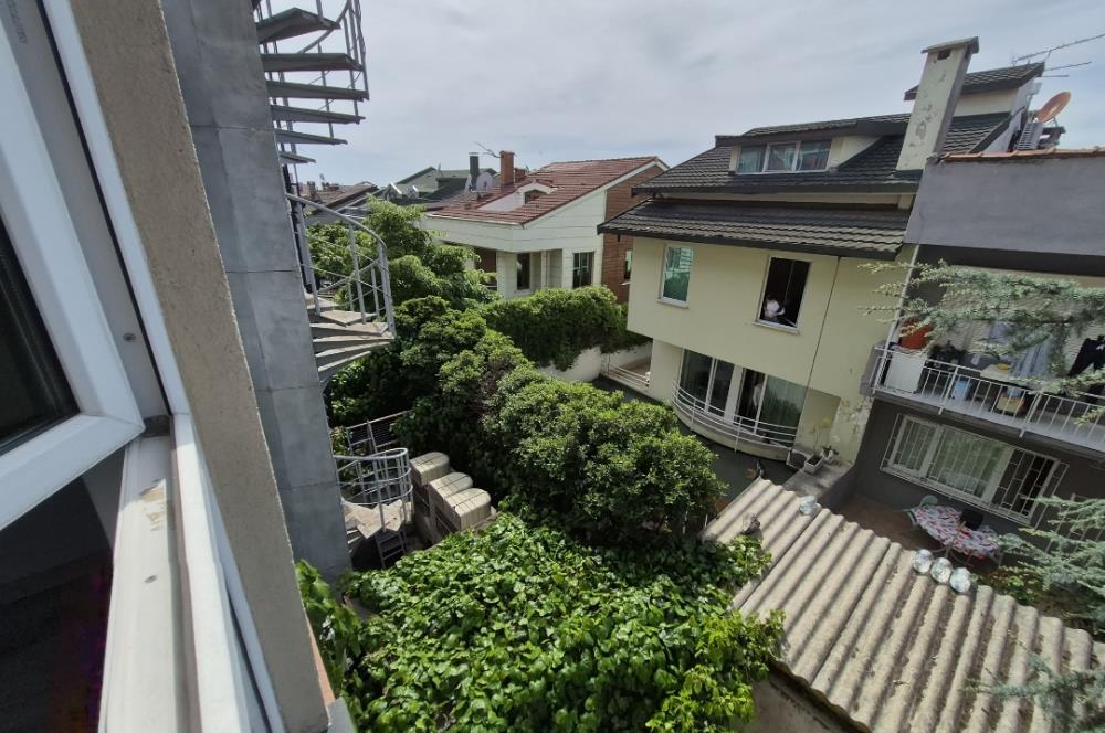 KOŞUYOLU CADDESİNDE NET 400 M2 OTOPARKLI BAHÇELİ KOMPLE BİNA