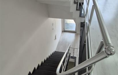 KOŞUYOLU CADDE ÜZERİ, BOŞ, NET 400 M2 KOMPLE BİNA OTOPARKLI