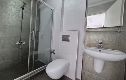 KOŞUYOLU CADDE ÜZERİ, BOŞ, NET 400 M2 KOMPLE BİNA OTOPARKLI